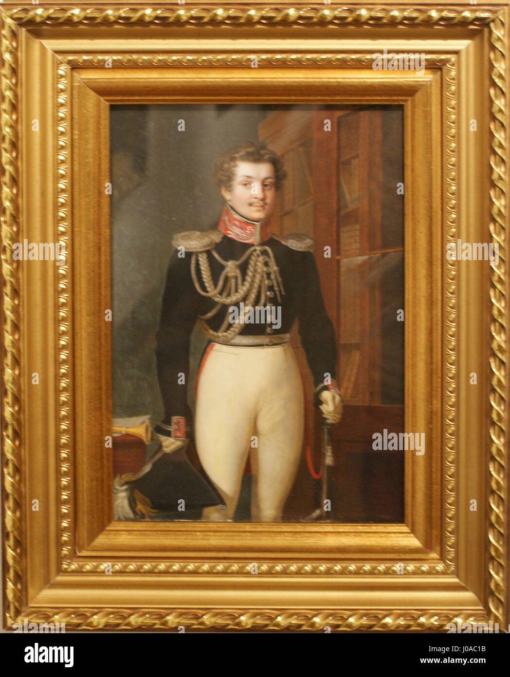 Un'altra iscrizione o titolo in una scrittura non inglese, che richiede ulteriori analisi e traduzione per una corretta comprensione. Foto Stock