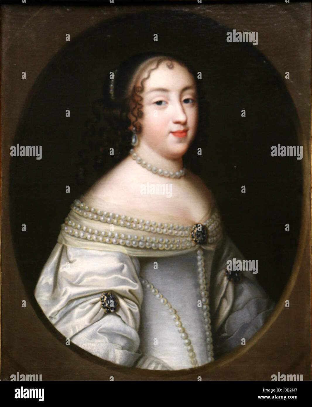 Si ritiene che il "Ritratto présumé de Francesca di Sévigné" di Nicolas Mignard ritragga Francesca di Sévigné, un'aristocratica e scrittrice francese di notevole importanza del XVII secolo. La pittura di Mignard mette in mostra la moda aristocratica e l'eleganza del tempo. Foto Stock