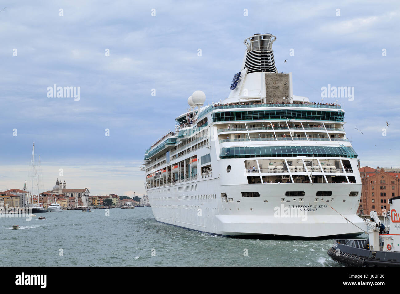 Ms rhapsody of the seas immagini e fotografie stock ad alta risoluzione ...