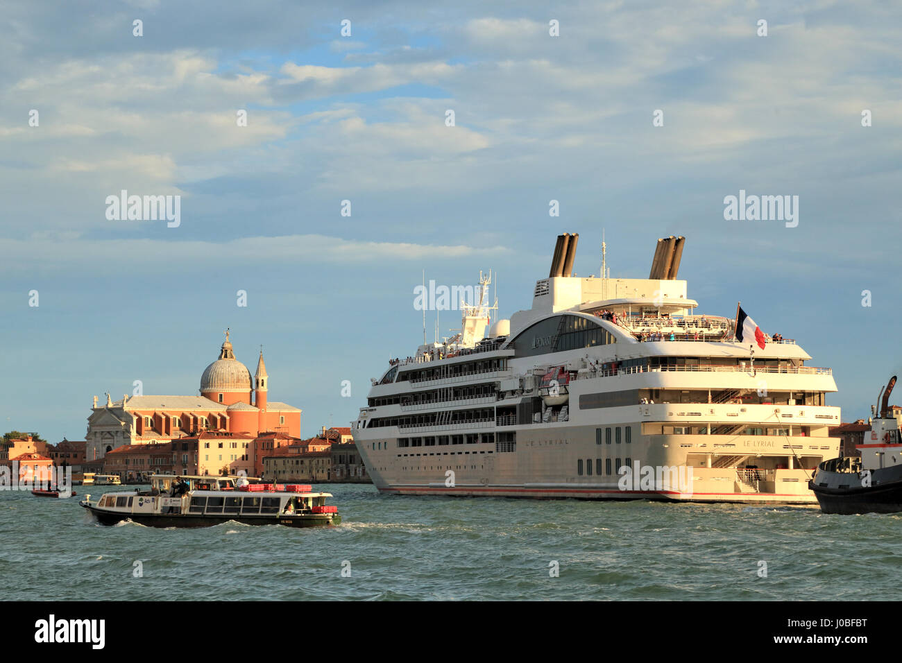 La nave di crociera Le Lyrial Foto Stock