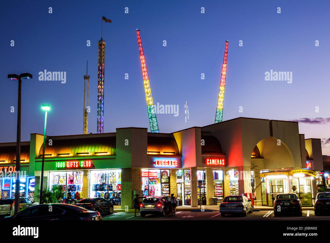 Orlando Florida,International Drive,Tourist Strip,1000 Gifts $1.99,store,souvenir shopping shopper shopping negozi negozi mercati mercato mercato buyi Foto Stock