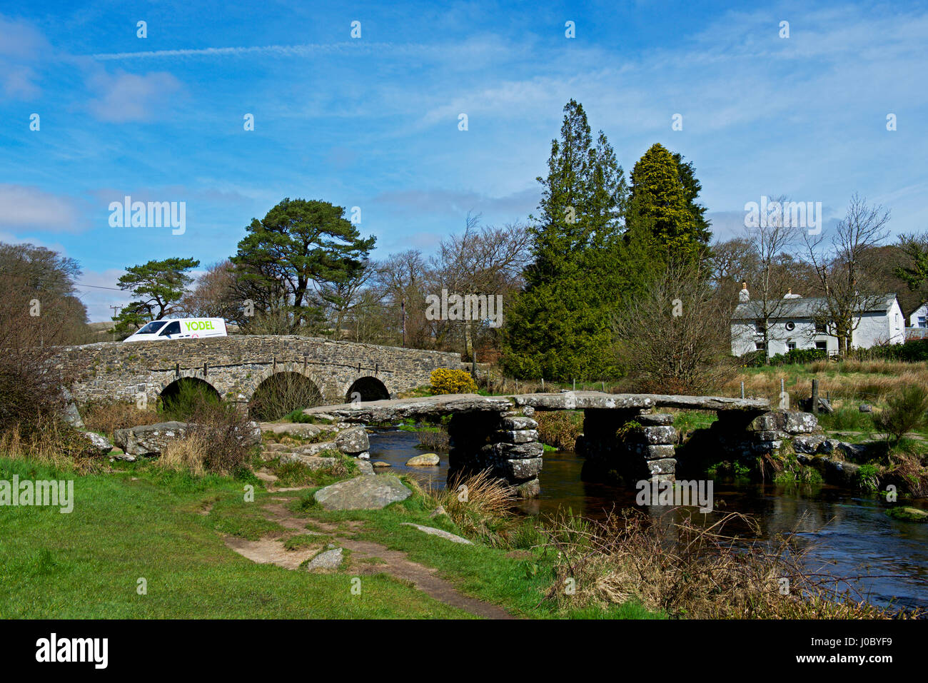 Due ponti, Postbridge, Parco Nazionale di Dartmoor, Devon, Inghilterra, Regno Unito Foto Stock