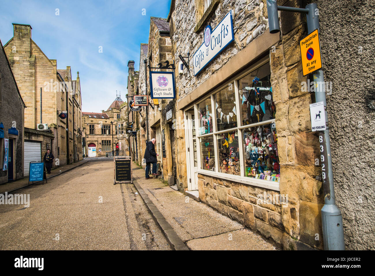 Un giorno da vecchi negozi in pietra Bakewell Derbyshire Ray Boswell Foto Stock