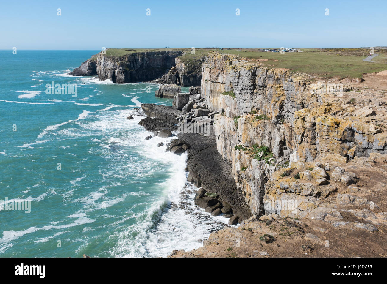 Pembrokeshire Coast vicino Castlemartin in Galles Foto Stock