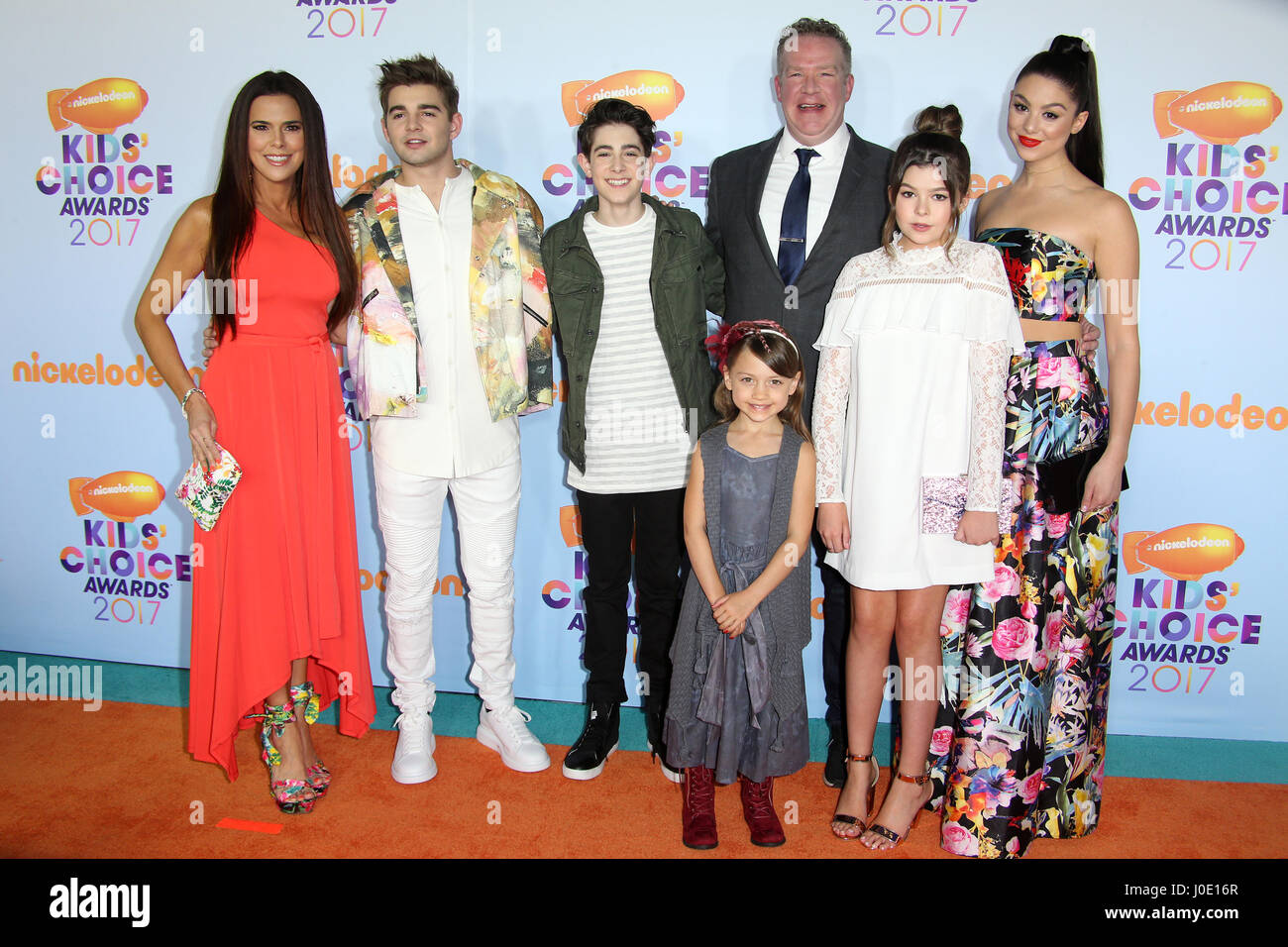 Nickelodeon's 2017 Kids Choice Awards - Gli arrivi con: Rosa Blasi, il cast di 'L'Thundermans' dove: Los Angeles, California, Stati Uniti quando: 12 Mar 2017 Foto Stock