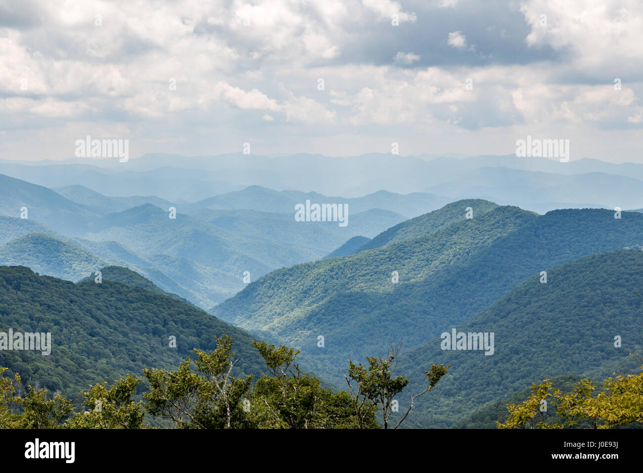 Una vista delle Smoky Mountains da Blue Ridge Parkway Foto Stock