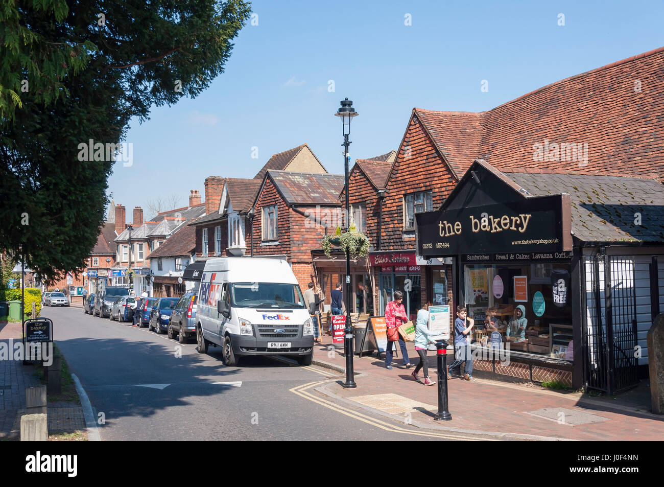 High Street, grande Bookham, Surrey, England, Regno Unito Foto Stock