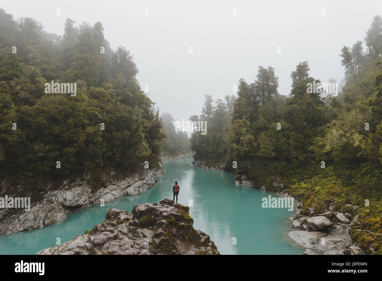 Dal bordo del fiume Foto Stock