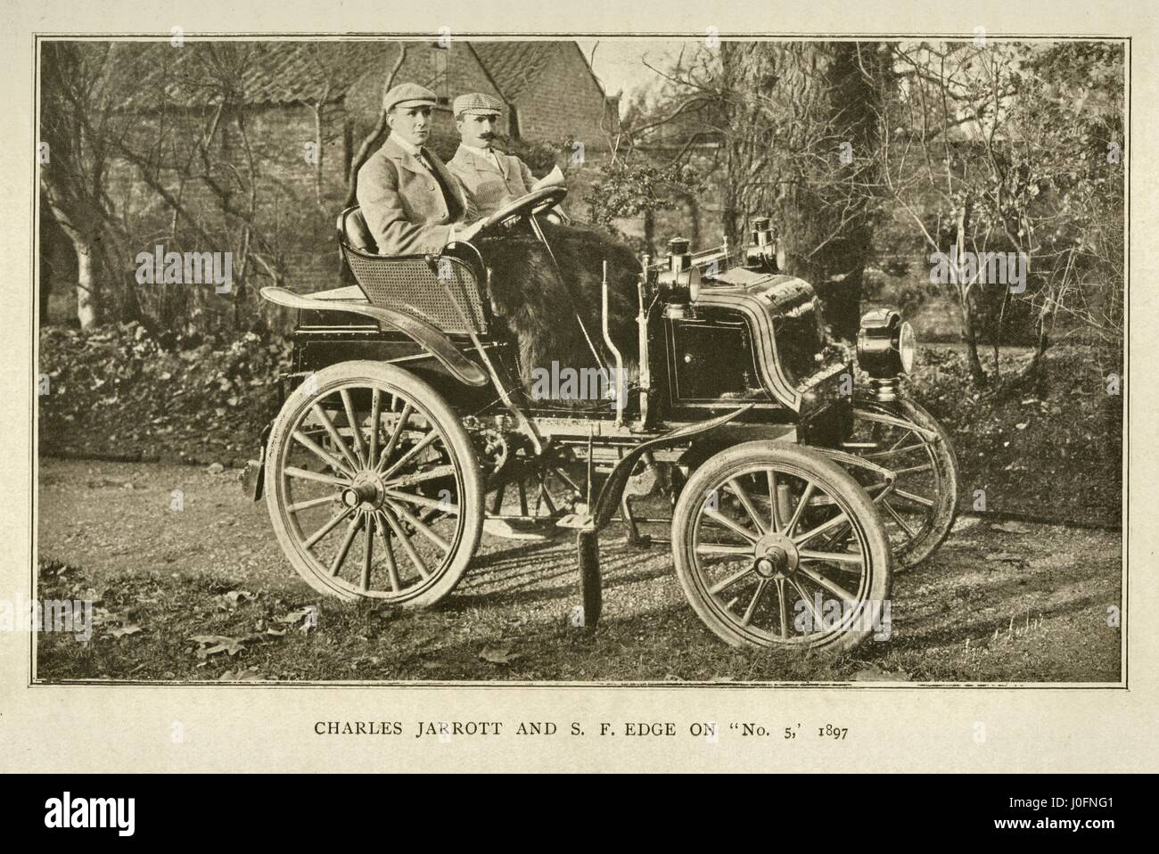 Charles Jarrott e Francesco Selwyn Edge su "n. 5" racing car 1897 Foto Stock