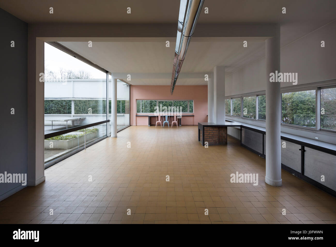 Soggiorno, Villa Savoye a Poissy, Francia, modernista icona architettonica di Le Corbusier Foto Stock
