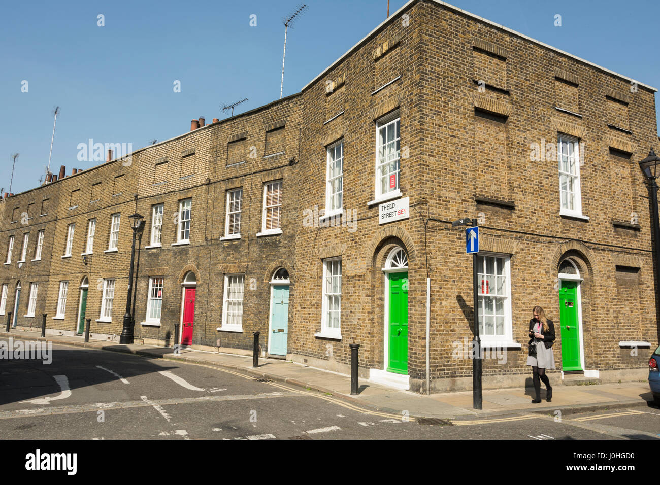 Casa a schiera vittoriana su Theed Street a Lambeth, Waterloo, Londra, SE1, Inghilterra, REGNO UNITO Foto Stock