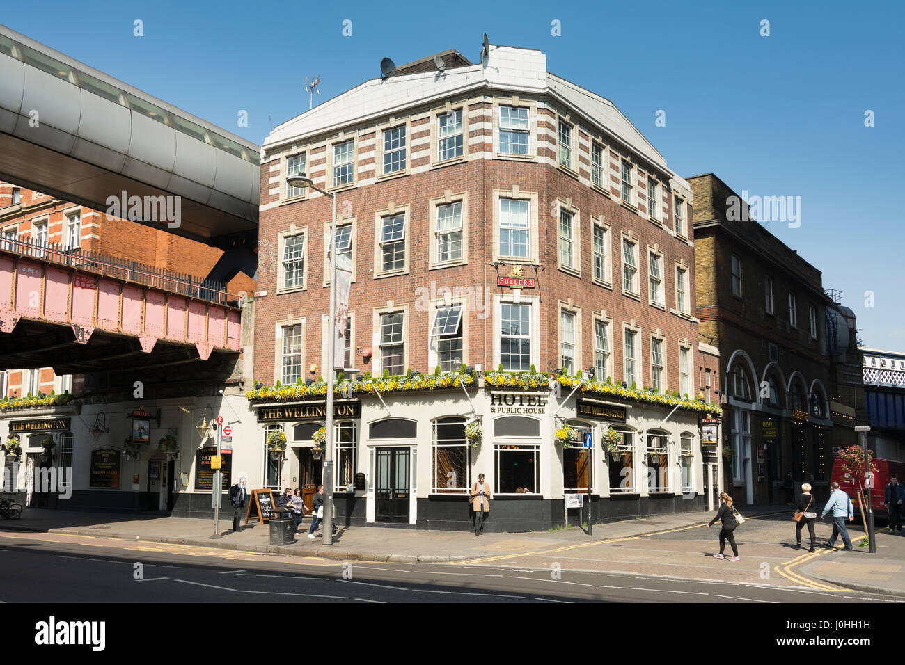 Il Waterloo Hotel accanto alla stazione Waterloo di Londra SE1, Regno Unito Foto Stock