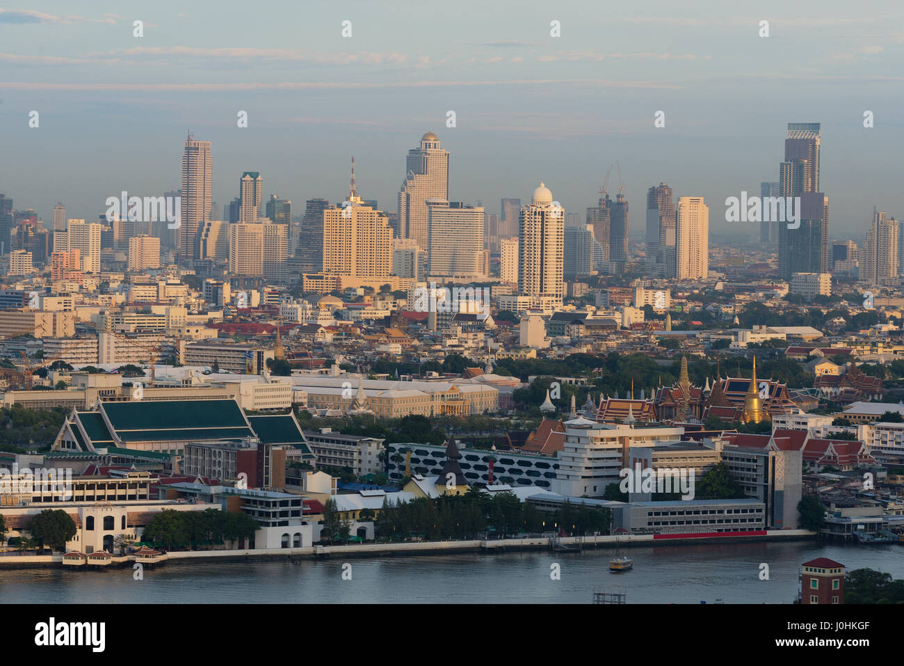 Grattacieli nella città di Bangkok, Thailandia Foto Stock