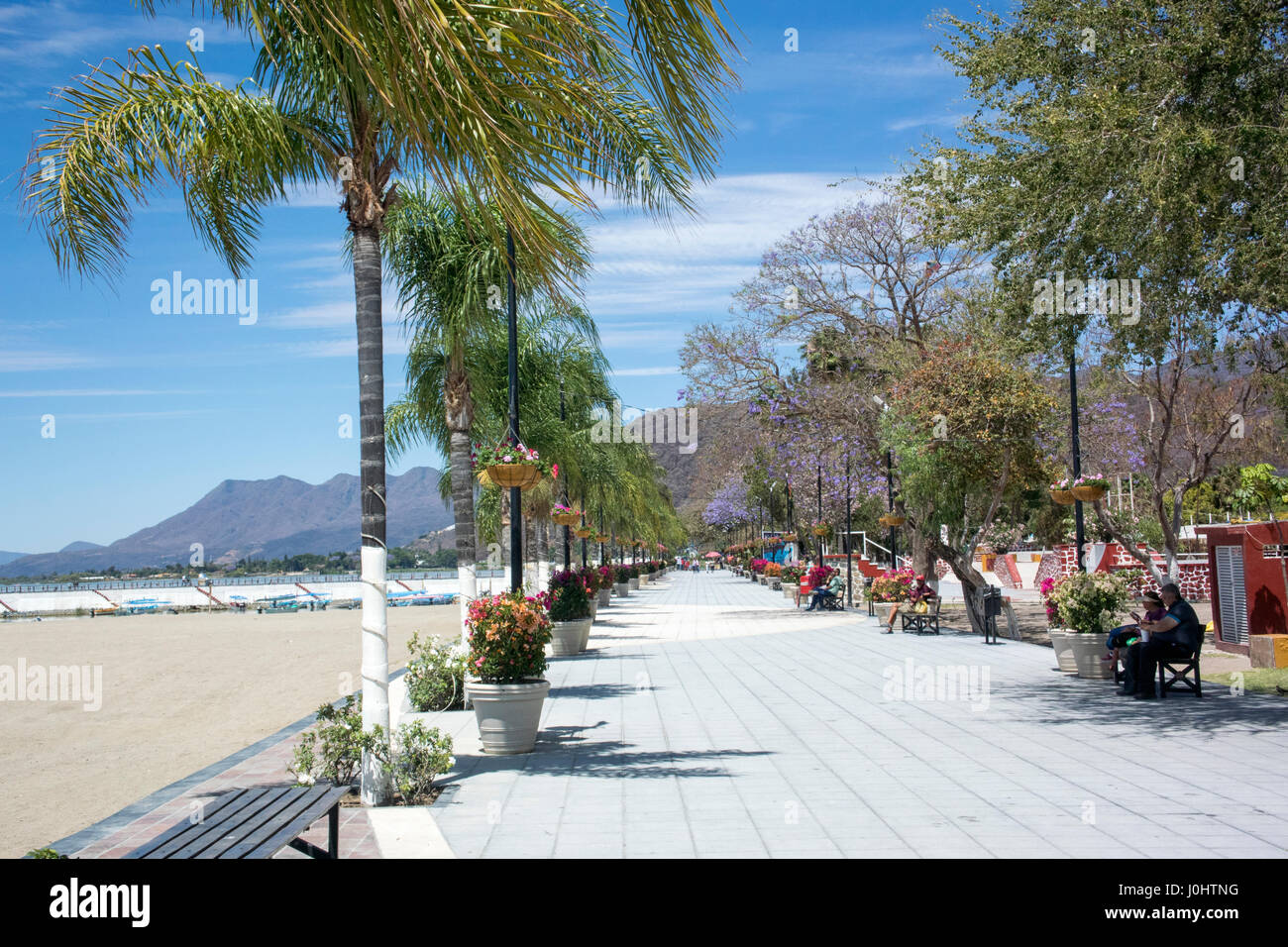 Fronte lago, Chapala, Jalisco, Messico. Lago Chapala è il più grande corpo di acqua dolce in Messico. Foto Stock