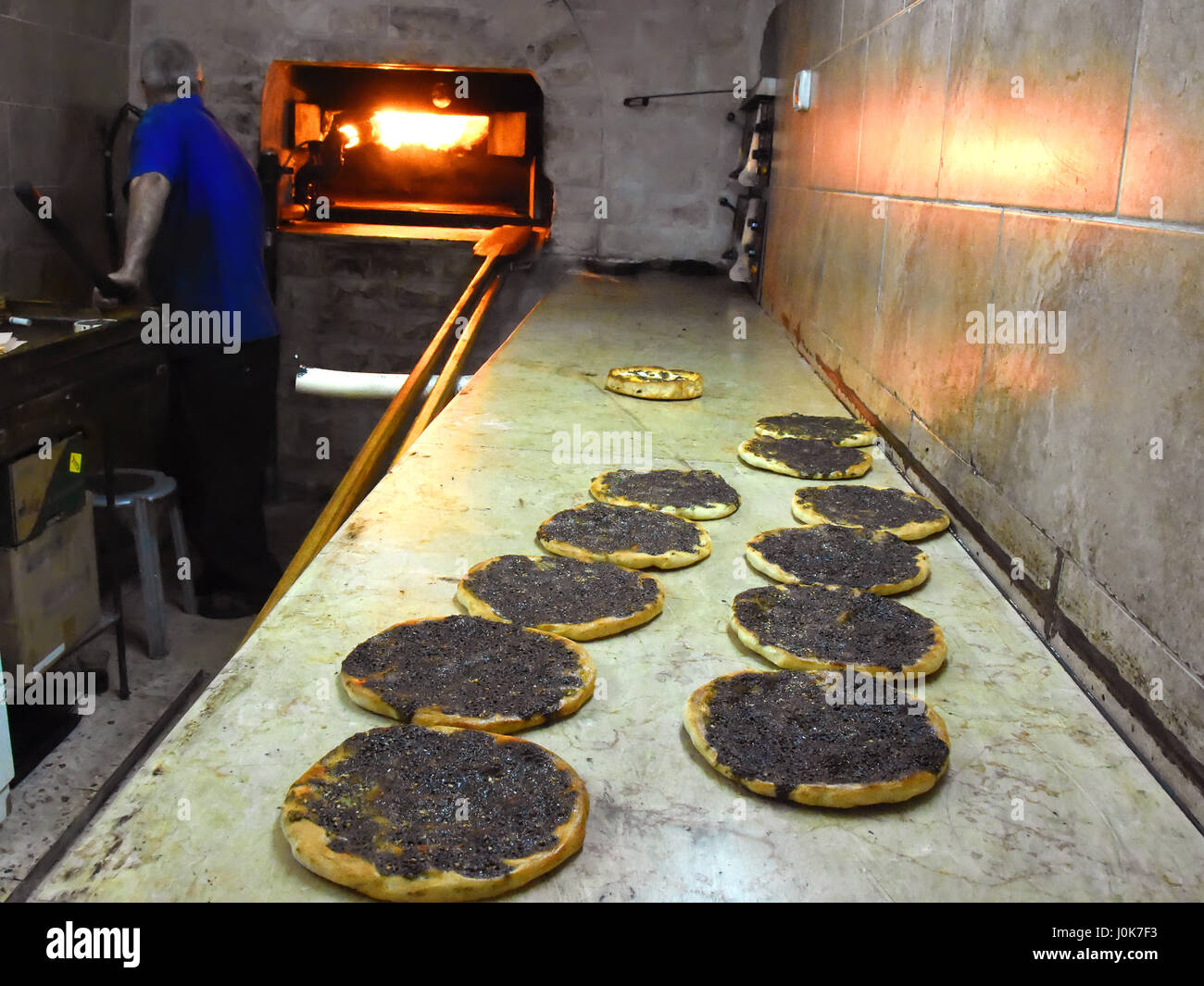 Cibo locale in forno, Gerusalemme panificio, Israele Foto Stock