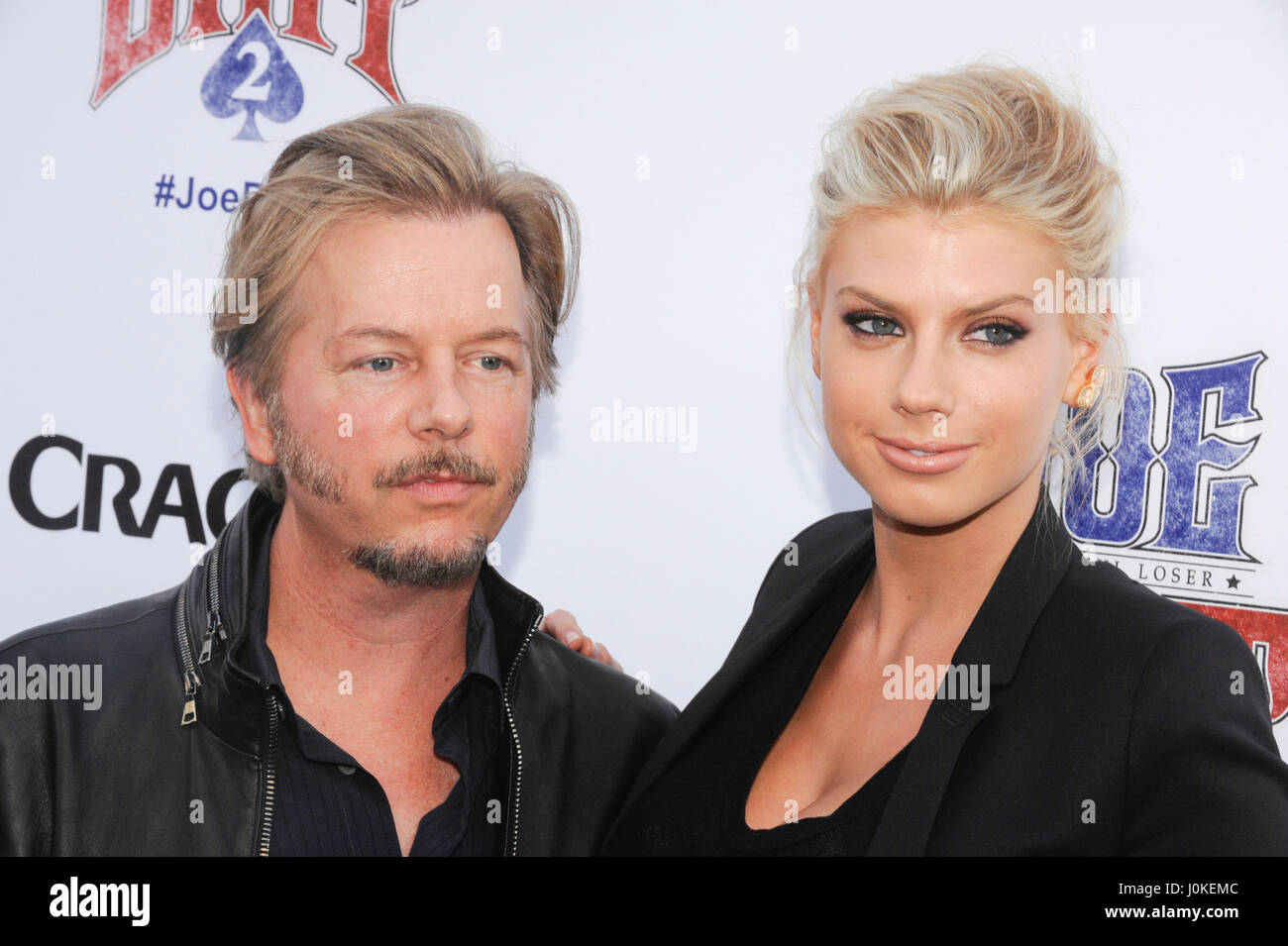 David Spade (l) e Charlotte McKinney frequentare il Joe Dirt 2: Bella perdente premiere ospitato da crepitio di Sony Studios su Giugno 24th, 2015 a Los Angeles, California. Foto Stock