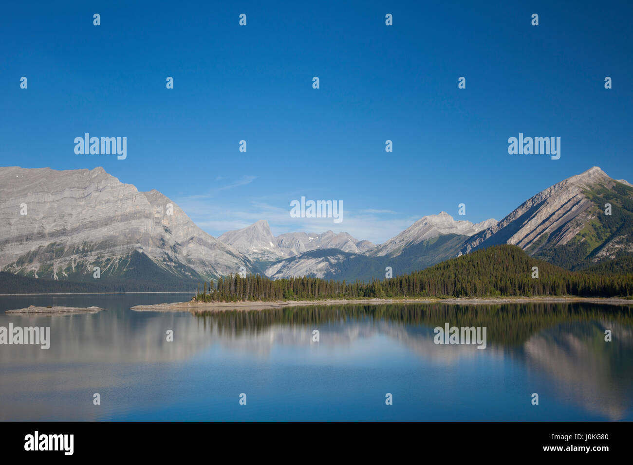 In alto lago Kananaskis in Peter Lougheed Parco Provinciale in estate, Alberta, Canada Foto Stock