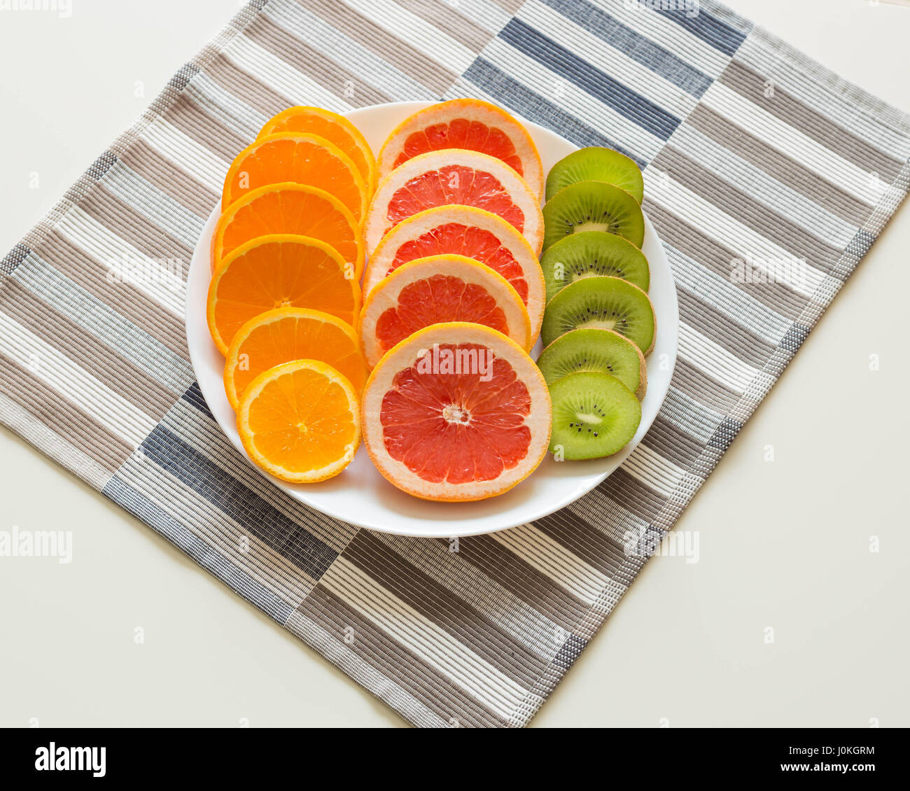 Freschi frutti di taglio / concetto di vitamine Foto Stock