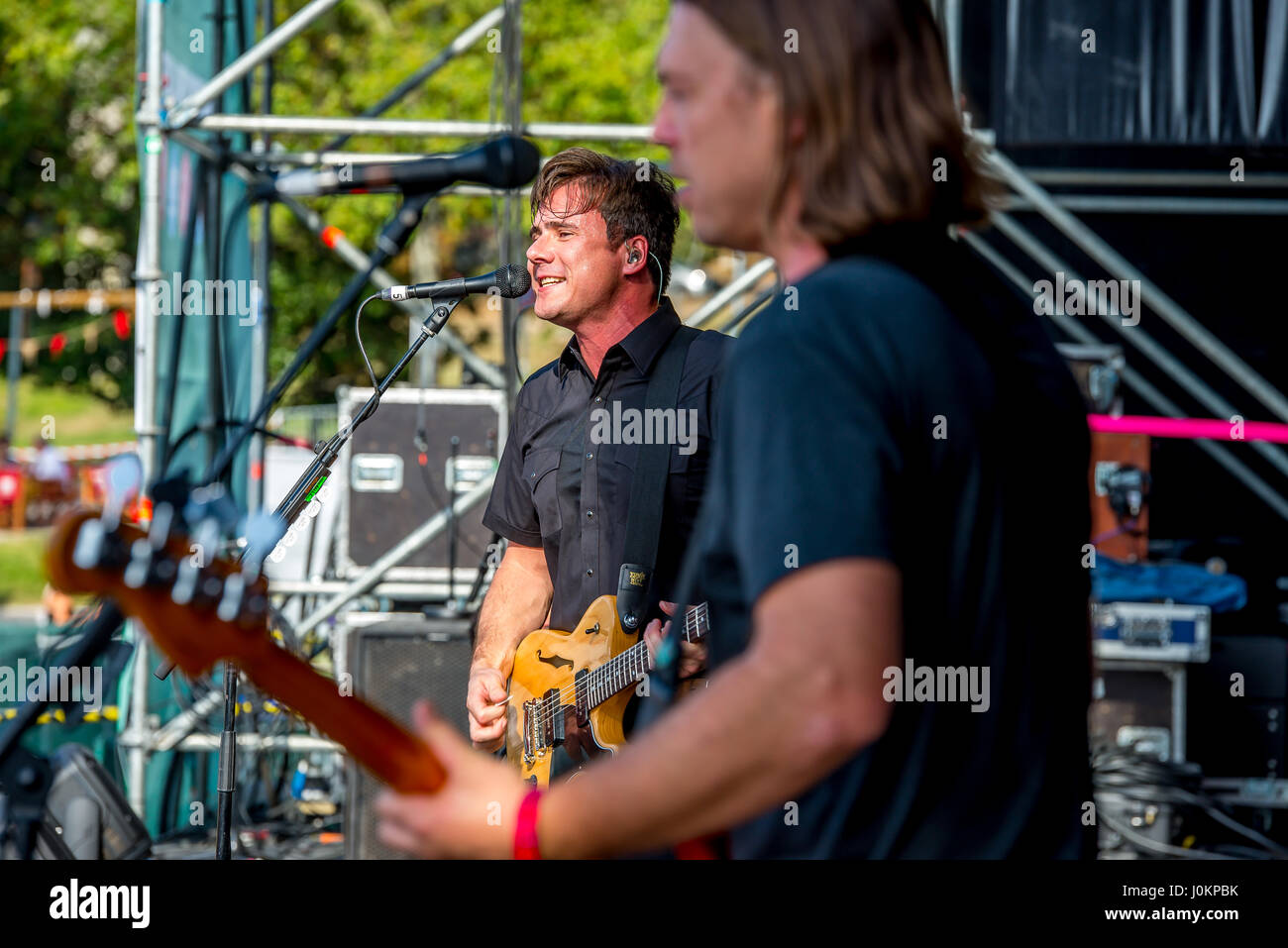 MADRID - Sep 10: Jimmy Eat World (rock band) eseguire in concerto a Dcode Music Festival il 10 settembre 2016 a Madrid, Spagna. Foto Stock