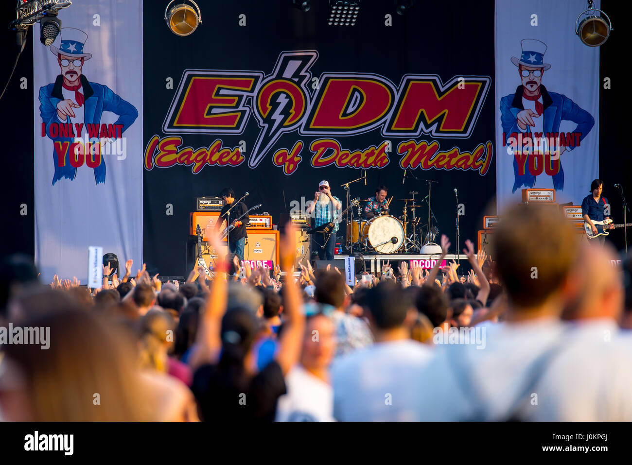 MADRID - Sep 10: Eagles of Death Metal (American rock band fondata da Jesse Hughes e Josh Homme) eseguire in concerto a Dcode Festival di Musica a settembre Foto Stock