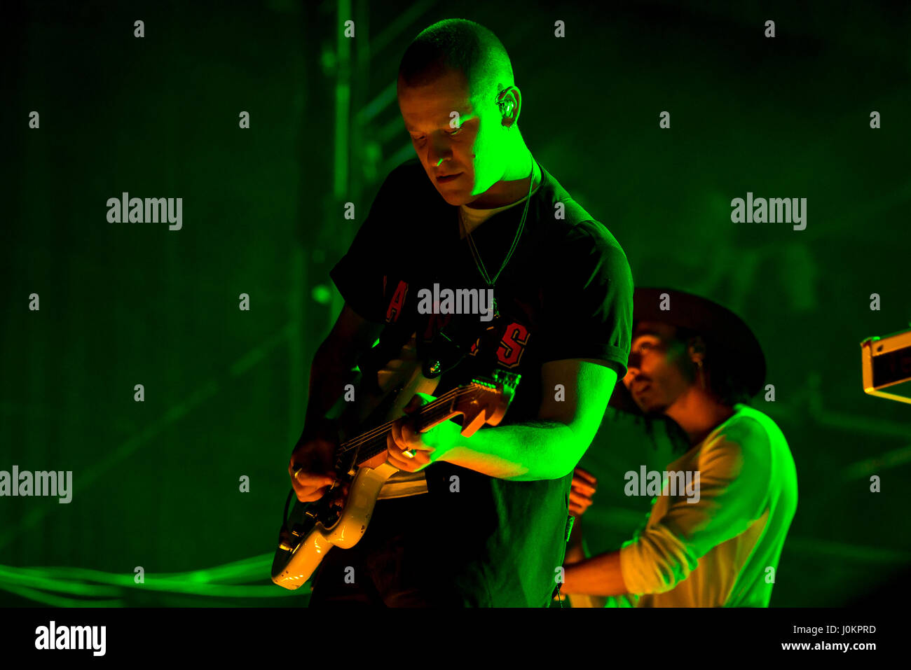 MADRID - Sep 10: Jungle (anima moderna band) eseguire in concerto a Dcode Music Festival il 10 settembre 2016 a Madrid, Spagna. Foto Stock