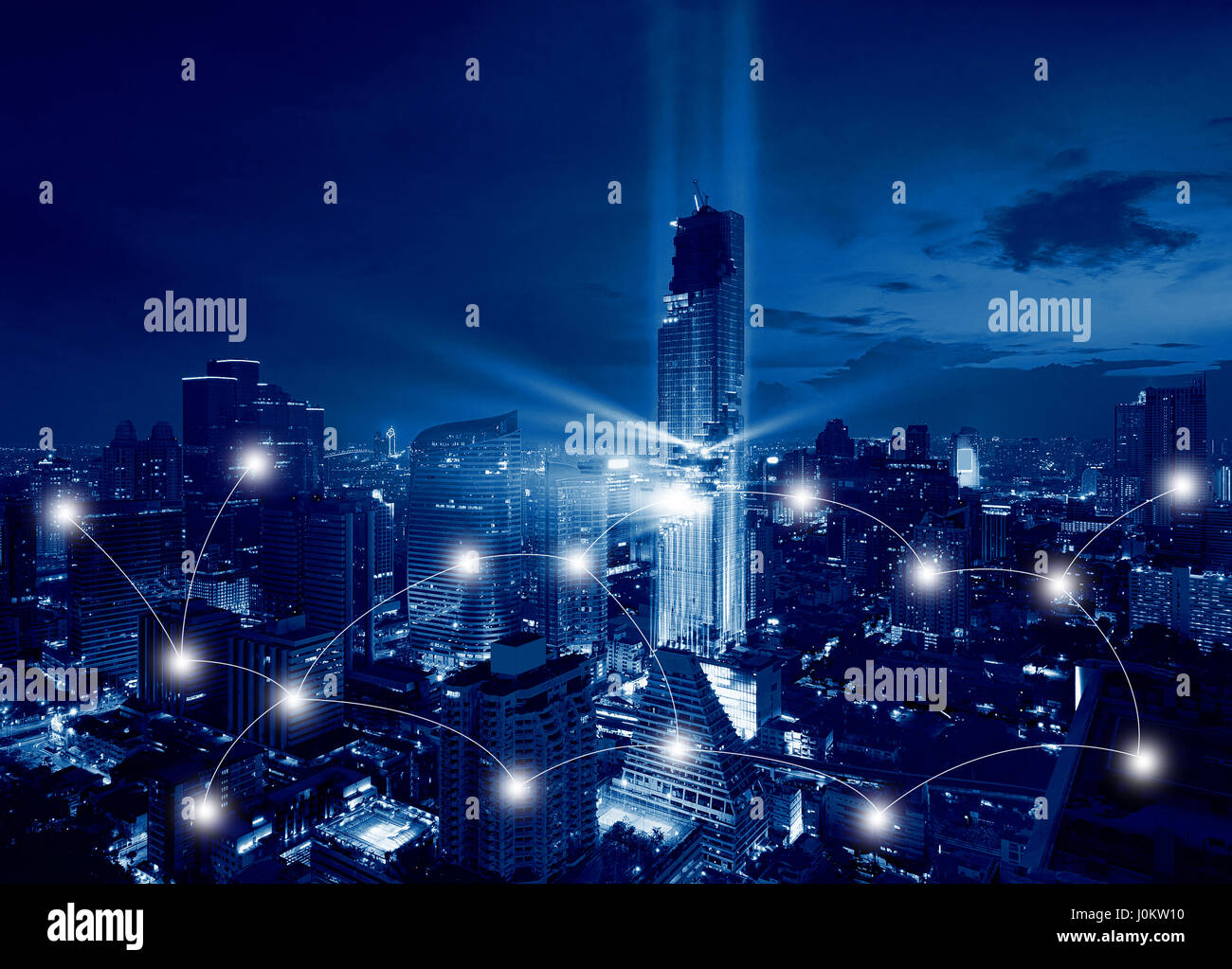 Rete e tecnica di collegamento Concetto di spettacolo luci di Bangkok manahakhon edificio, Thailandia Foto Stock