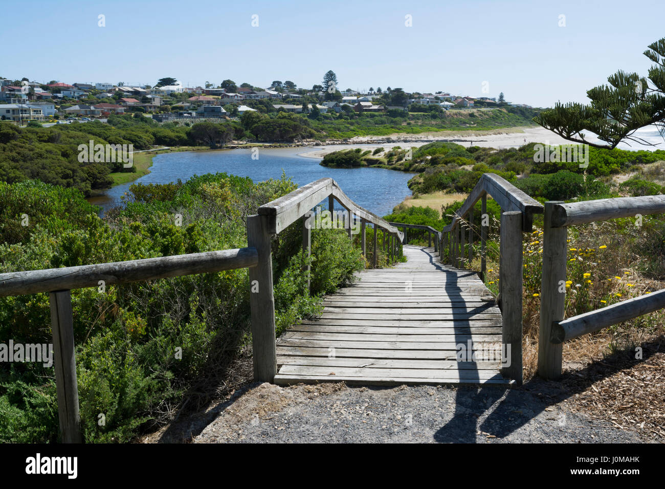 Passeggiata che conduce alla Hindmarsh foce a Victor Harbor, Fleurieu Peninsula, Sud Australia Foto Stock