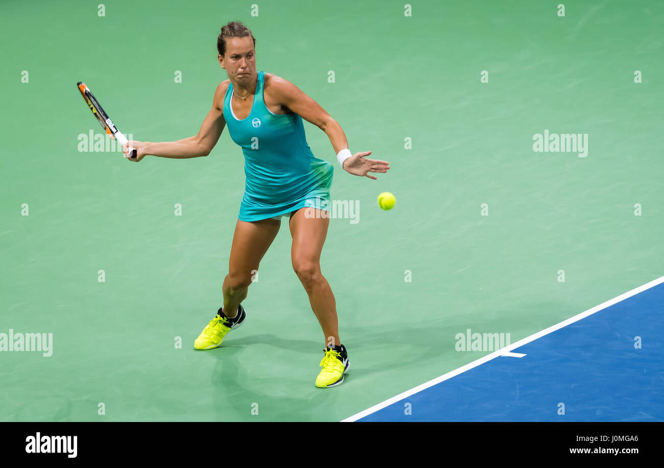 BIEL, Svizzera - 13 aprile : Barbora STRYCOVA in azione al 2017 Ladies Open Biel WTA torneo internazionale di tennis Foto Stock