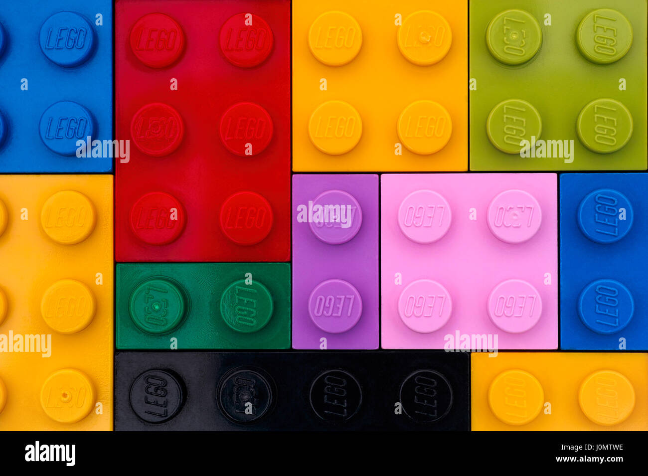 Tambov, Federazione Russa - 22 settembre 2016 Sullo sfondo di diversi colori i mattoncini Lego. Studio shot. Foto Stock