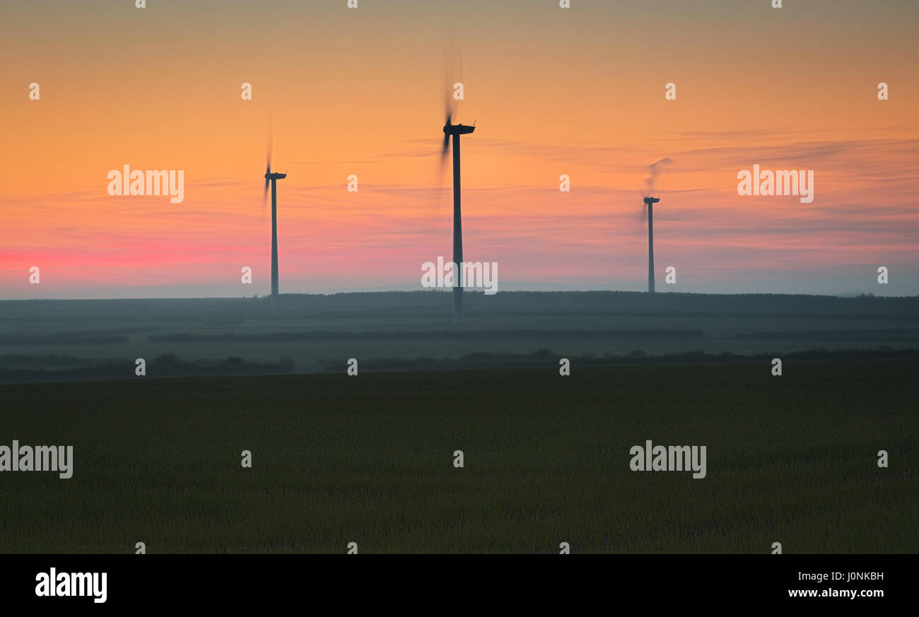 turbine di tramonto Foto Stock