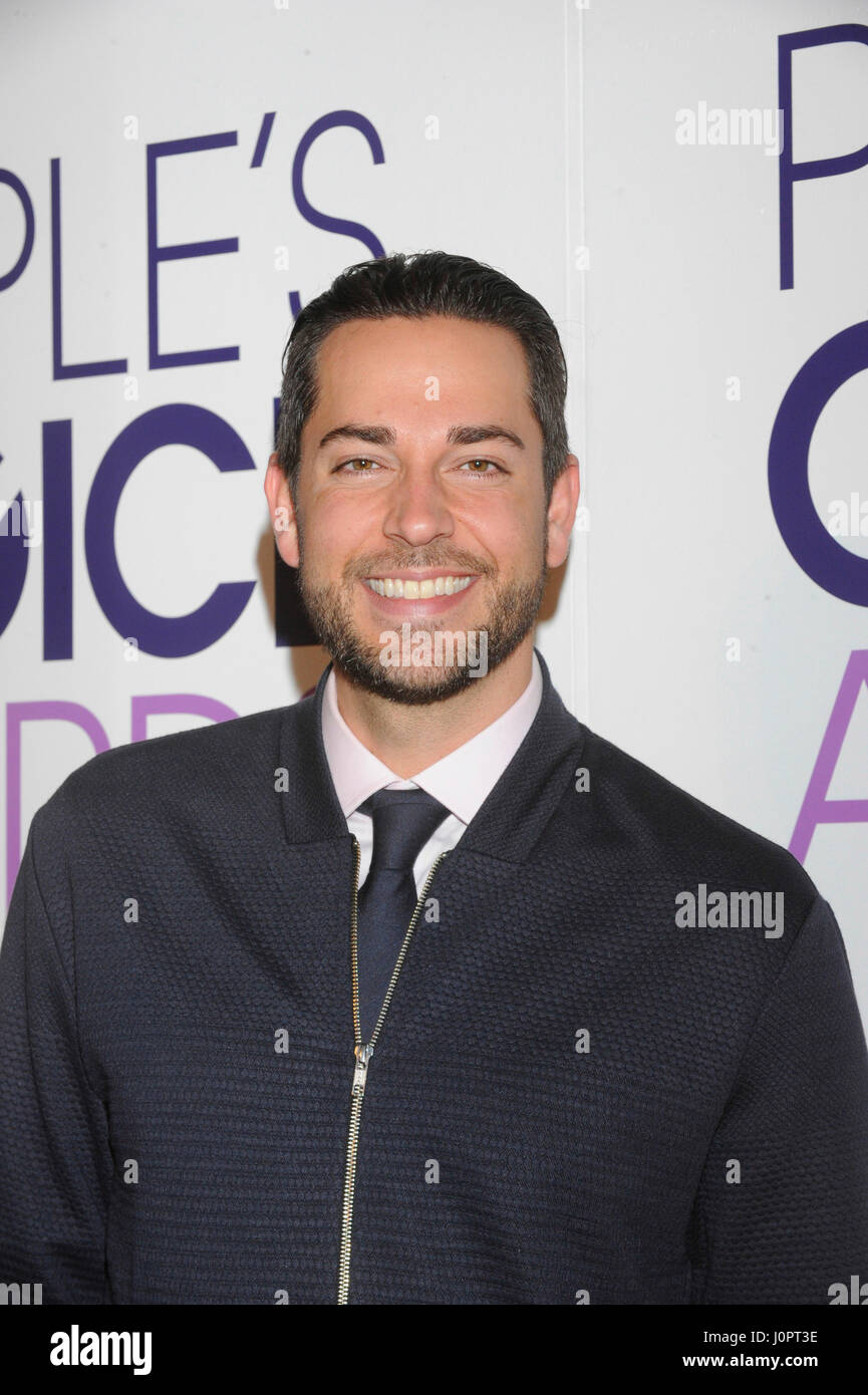 Zachary Levi assiste il People's Choice Awards 2016 Nominee annuncio su Novembre 3rd, 2015 a Los Angeles, California. Foto Stock