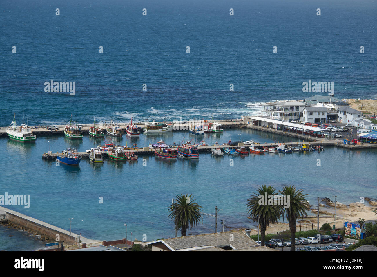 Ormeggiate barche da pesca Kalk Bay port Città del Capo Sud Africa Foto Stock