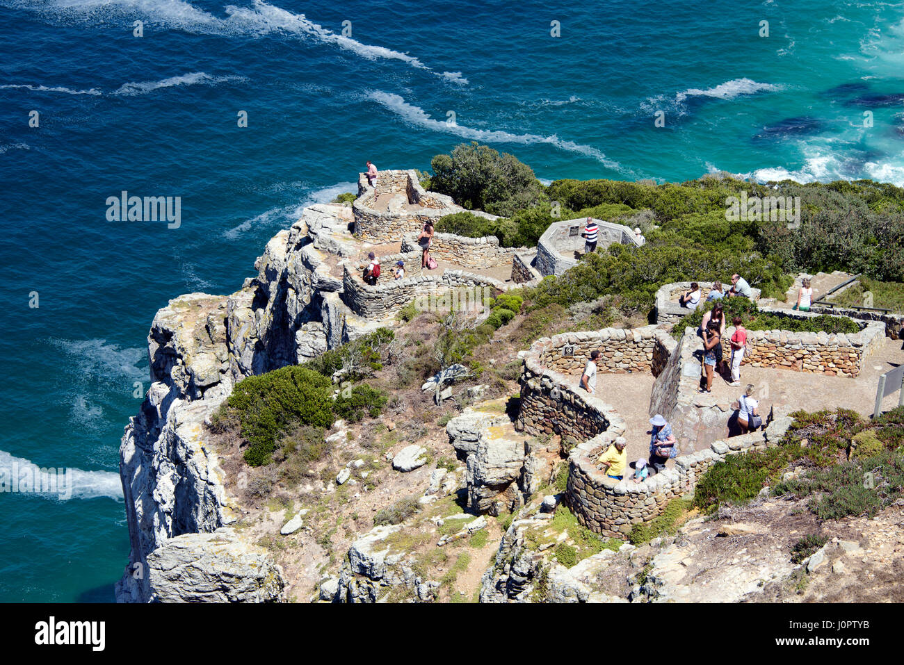 Vista dall'alto i visitatori a vedette Cape Point Capo di Buona Speranza in Sud Africa Foto Stock