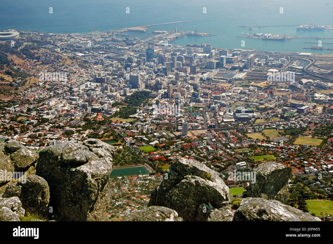 Vista di Cape Town City da Table Mountain in Sud Africa Foto Stock