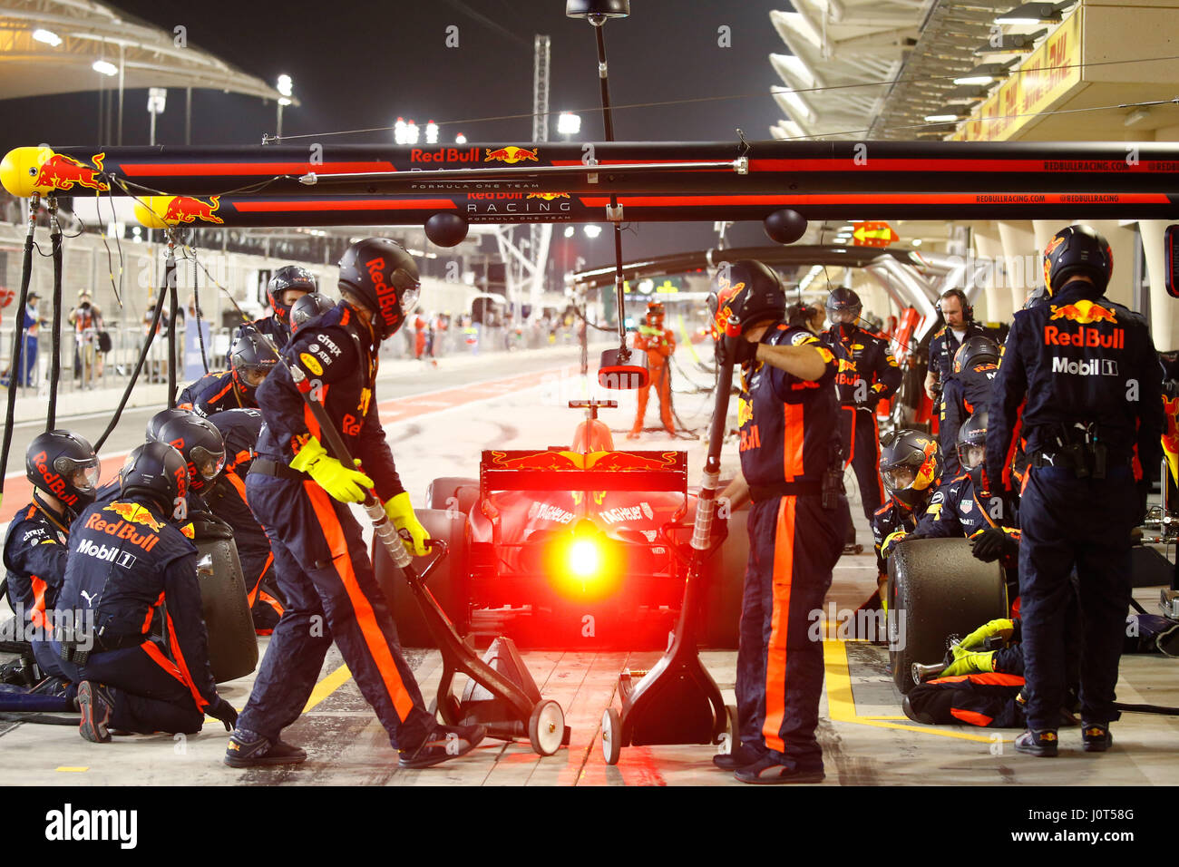 Sakhir, Bahrain. Xvi Apr, 2017. | Utilizzo di credito in tutto il mondo: dpa/Alamy Live News Foto Stock