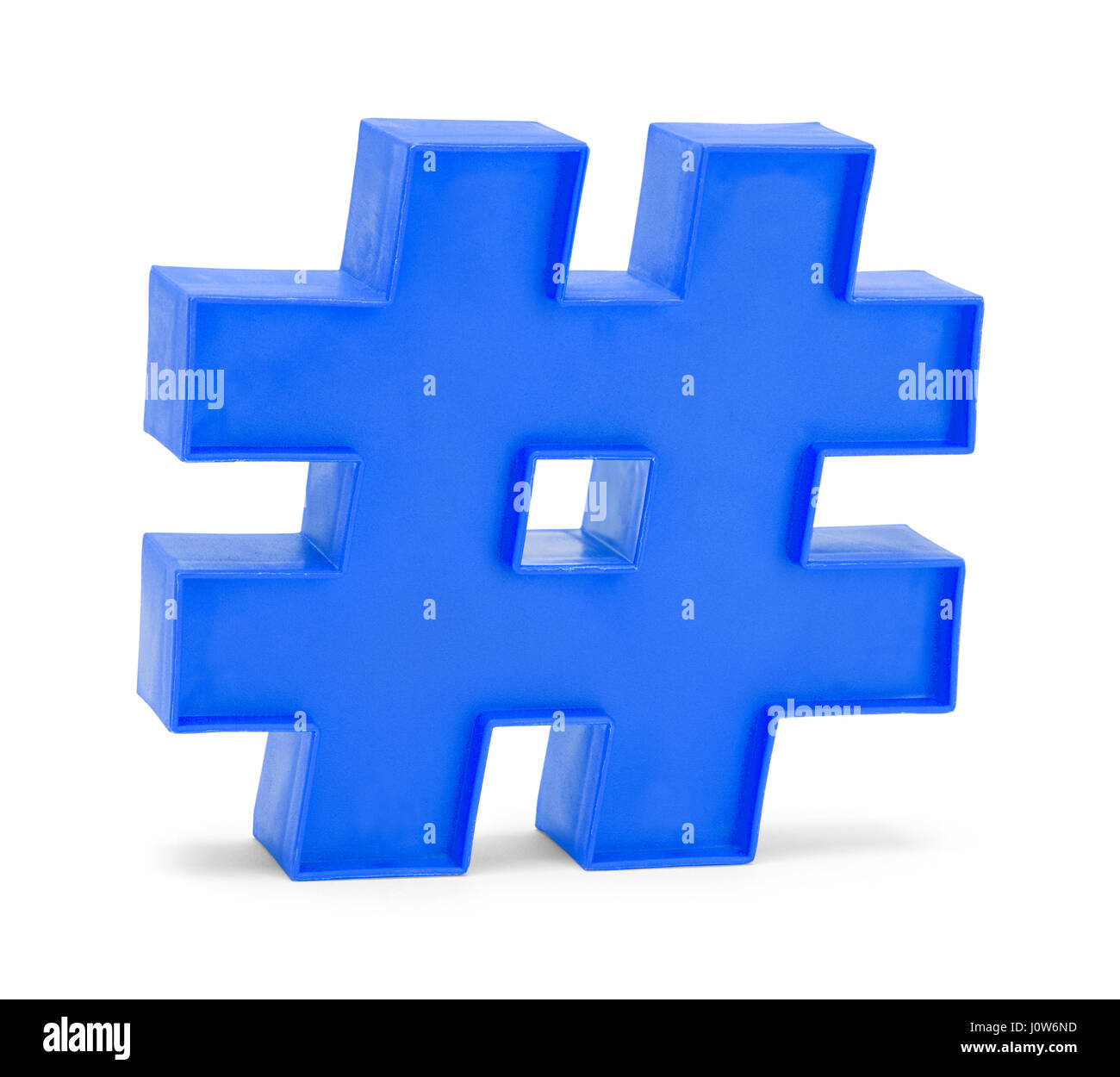 Blu simbolo Hashtag isolati su sfondo bianco. Foto Stock