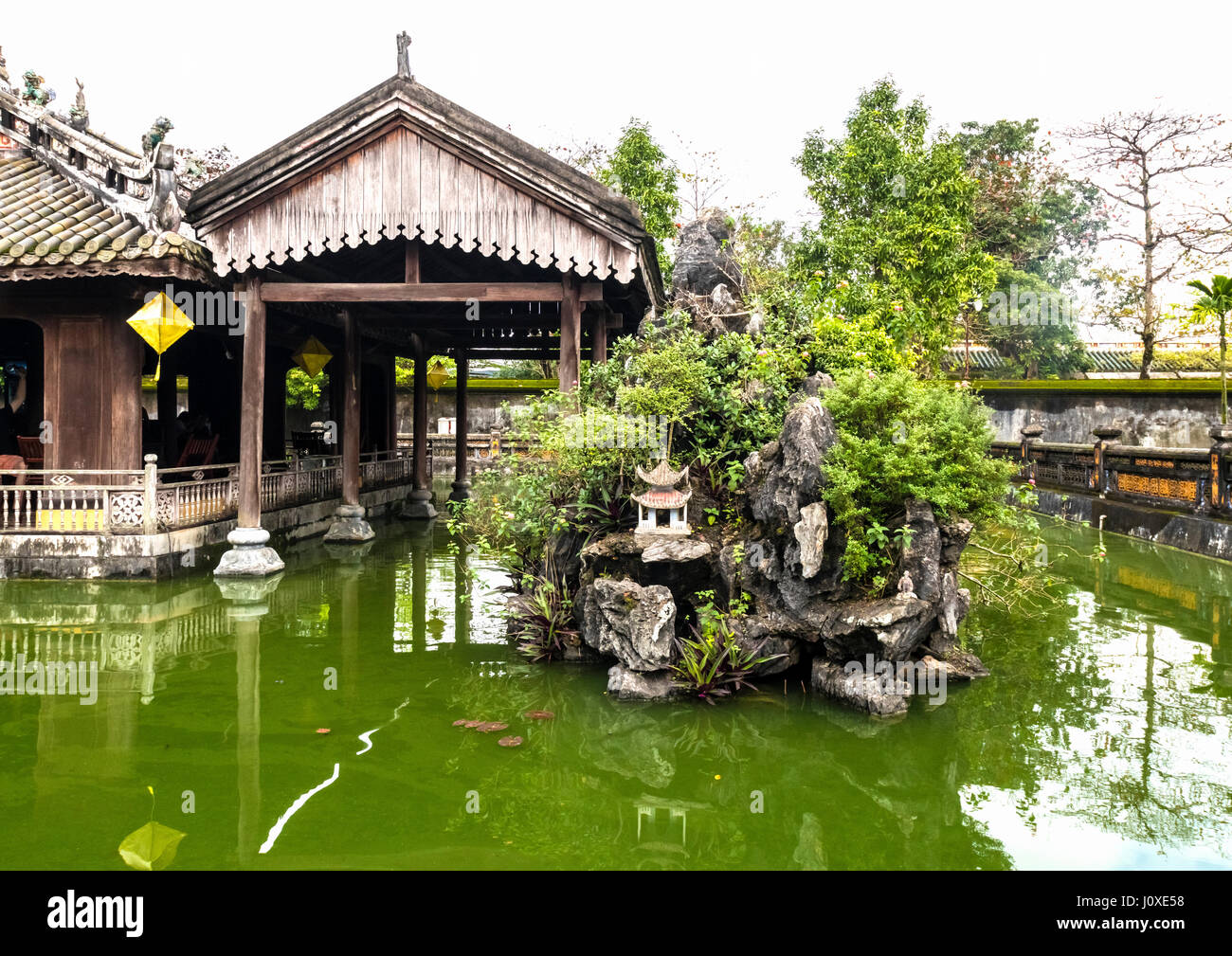 Giardino della residenza della madre imperiale presso la città imperiale di Hue Foto Stock