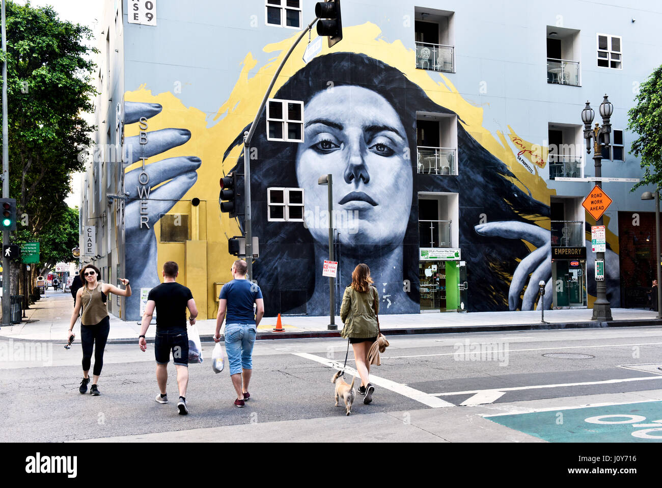 Per le strade del centro cittadino di Los Angeles in California Foto Stock