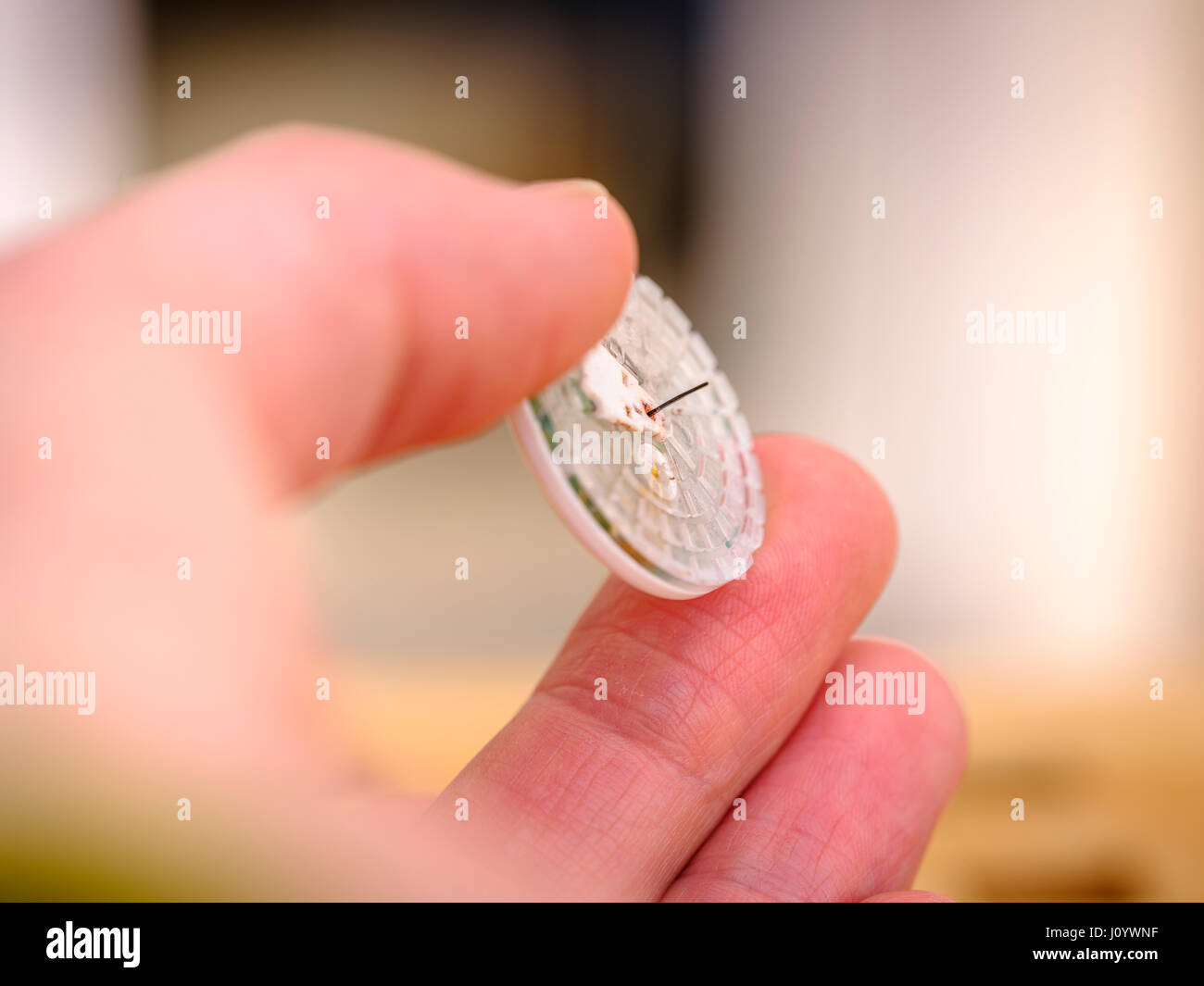 Il diabete di Tipo 1 - una chiusura di un flash di glucosio sensore monitor realizzato da Abbott chiamato il Freestyle Libre. Foto Stock