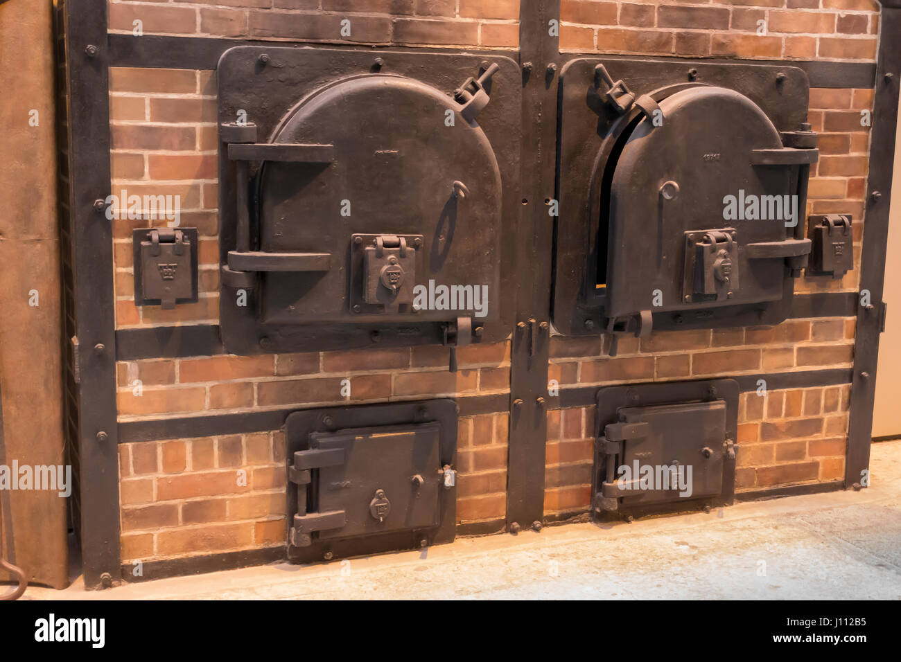 WASHINGTON, DC, Stati Uniti d'America - getti di Mauthausen il crematorio forni, a Stati Uniti Museo commemorativo di Holocaust. Foto Stock