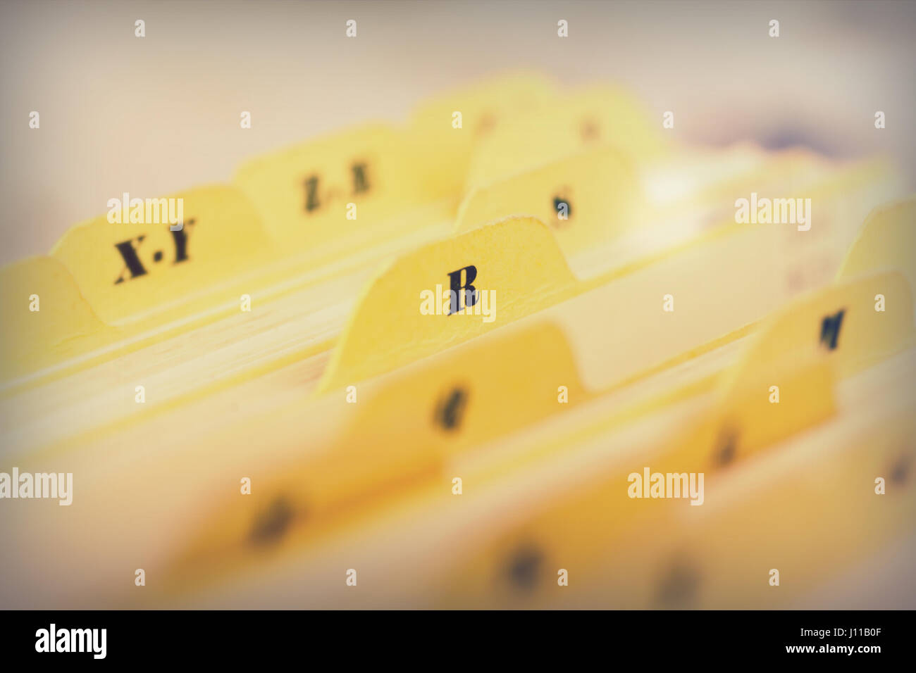 Close up di indice alfabetico carte in una scatola Foto Stock
