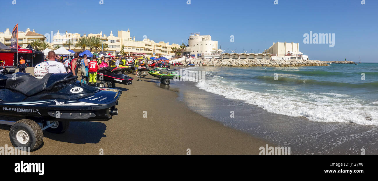 Affollata spiaggia al Campionato Spagnolo 2017, jet ski, jetski, Benalmadena, Andalusia, Spagna. Foto Stock