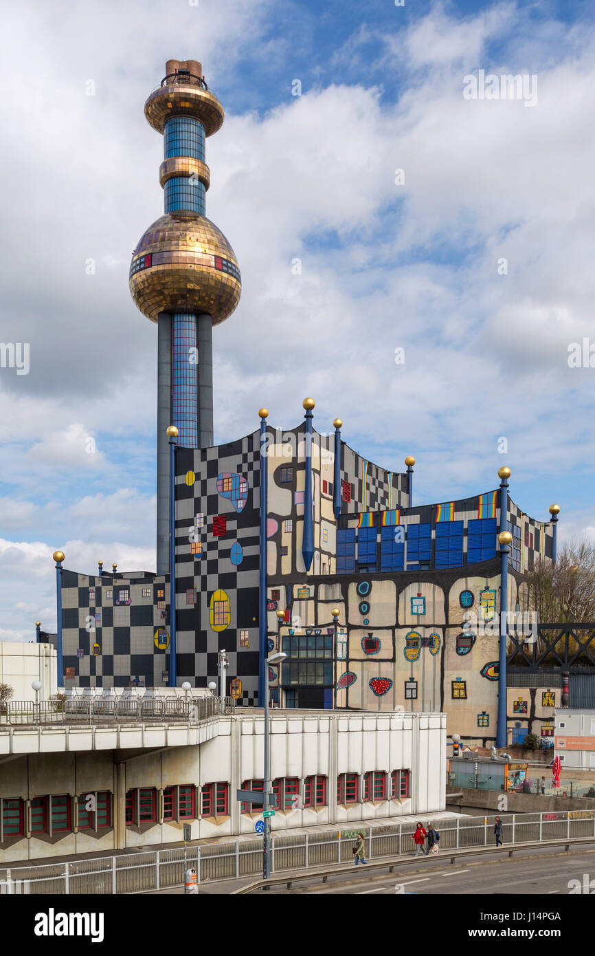 Inceneritore Spittelau, architetto Friedensreich Hundertwasser, Vienna