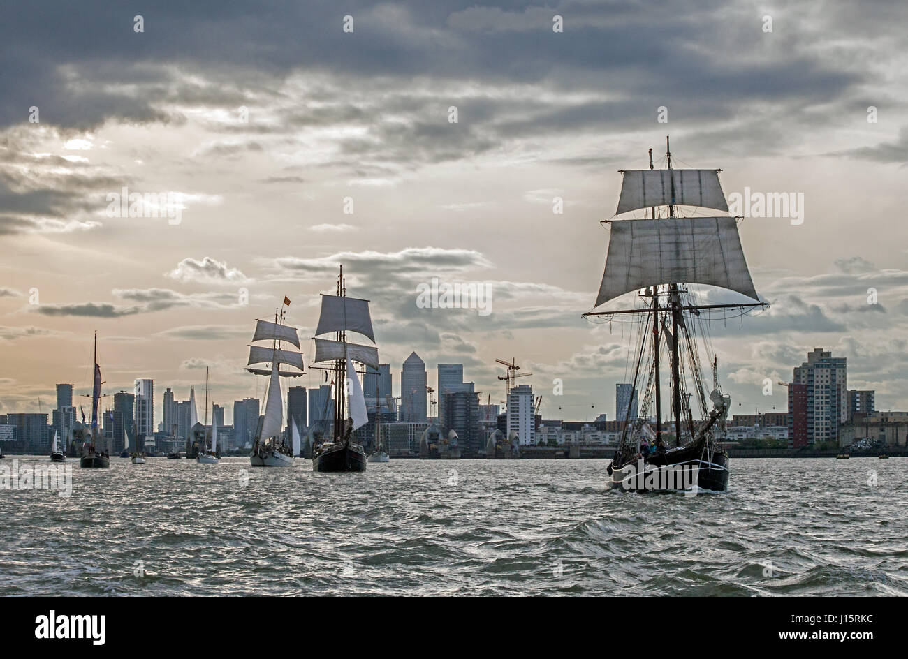 Tall Ships nella capitale Foto Stock