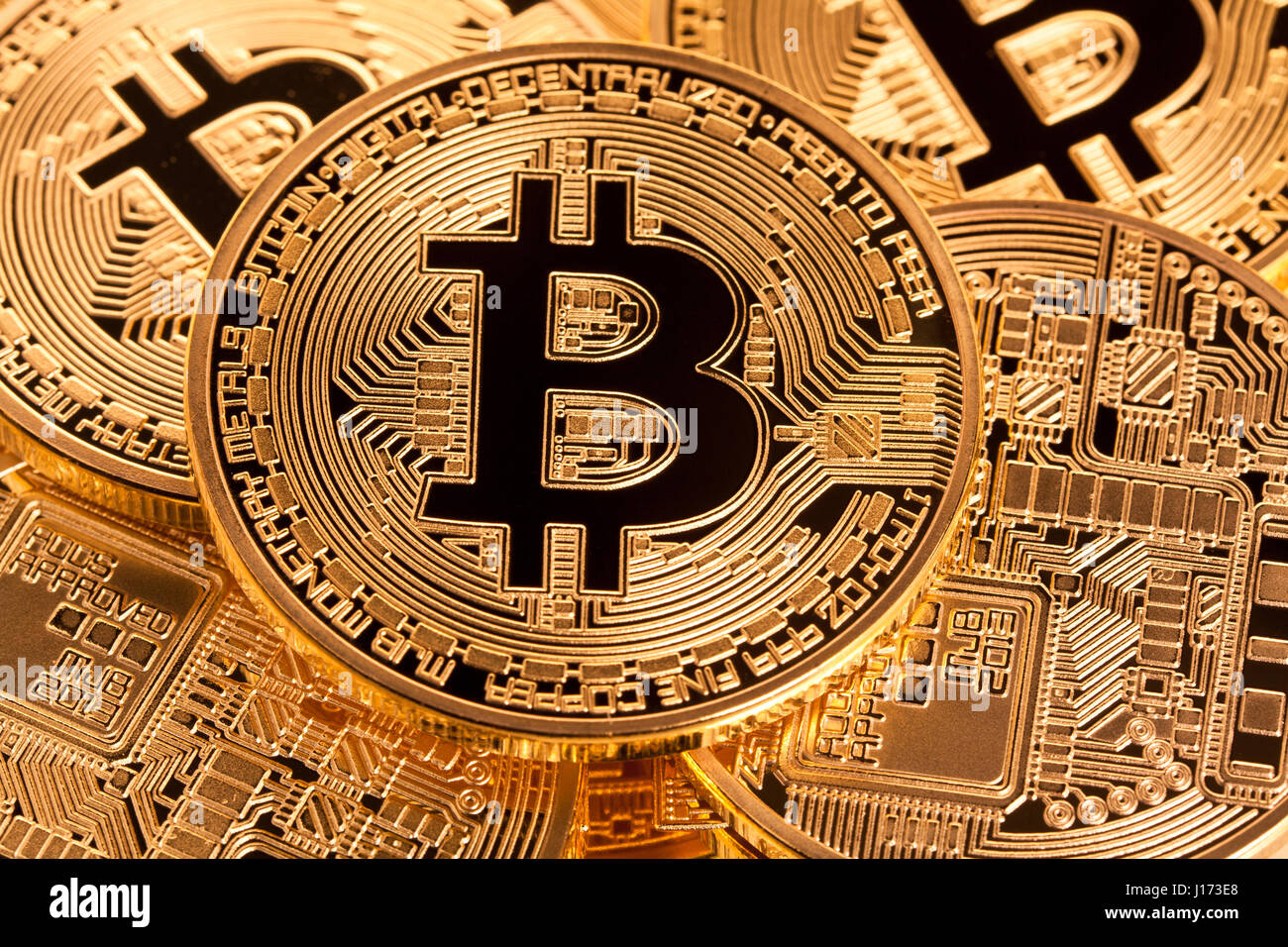 Medaglia d'oro di bitcoin denaro virtuale concept Foto Stock