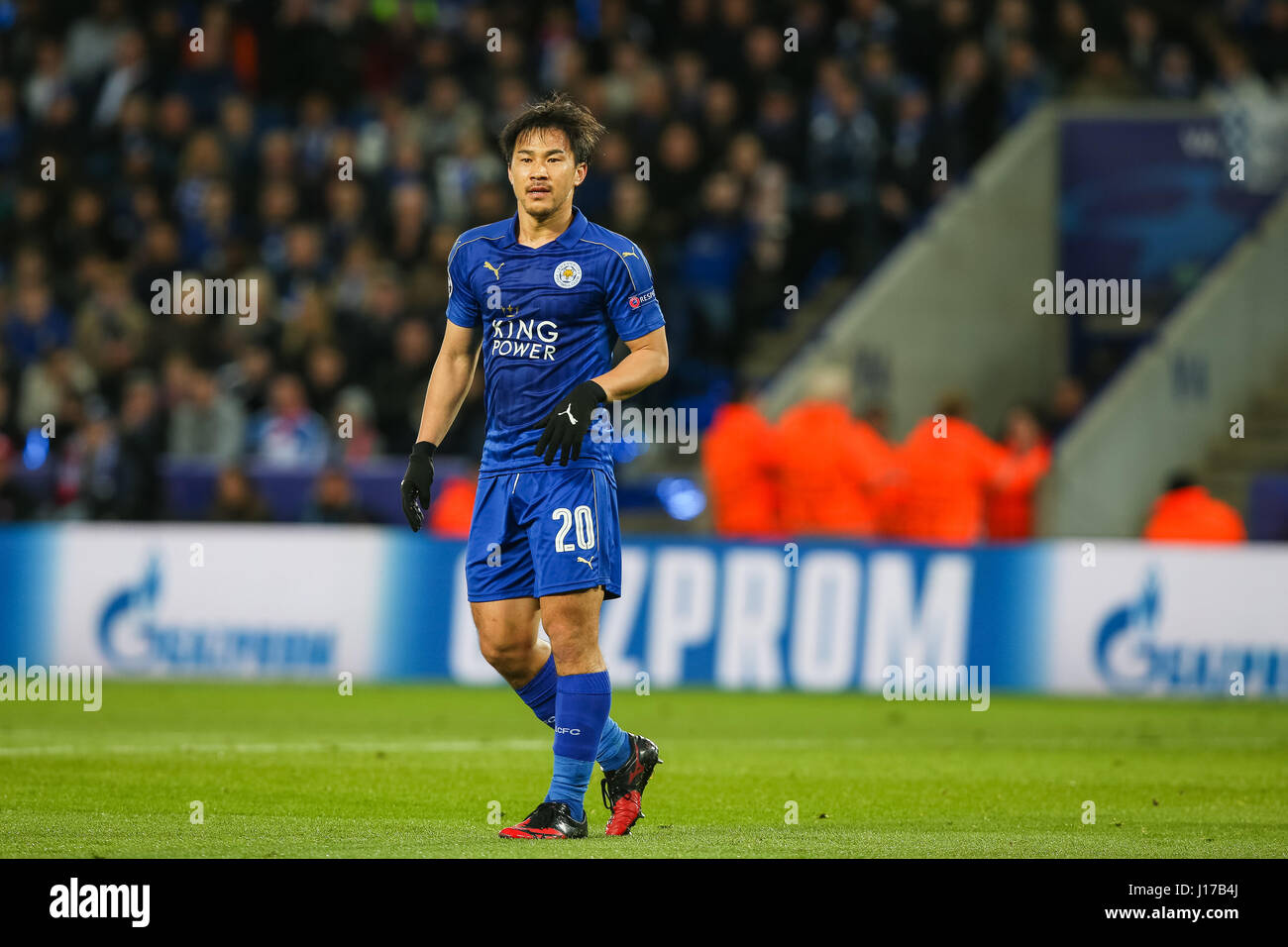 Leicester, Regno Unito. Xviii Apr, 2017. Shinji Okazaki (Leicester) Calcio/Calcetto : Shinji Okazaki di Leicester City durante la UEFA Champions League quarti di finale di partita tra Leicester City e Atletico Madrid al King Power Stadium di Leicester, in Inghilterra . Credito: AFLO/Alamy Live News Foto Stock