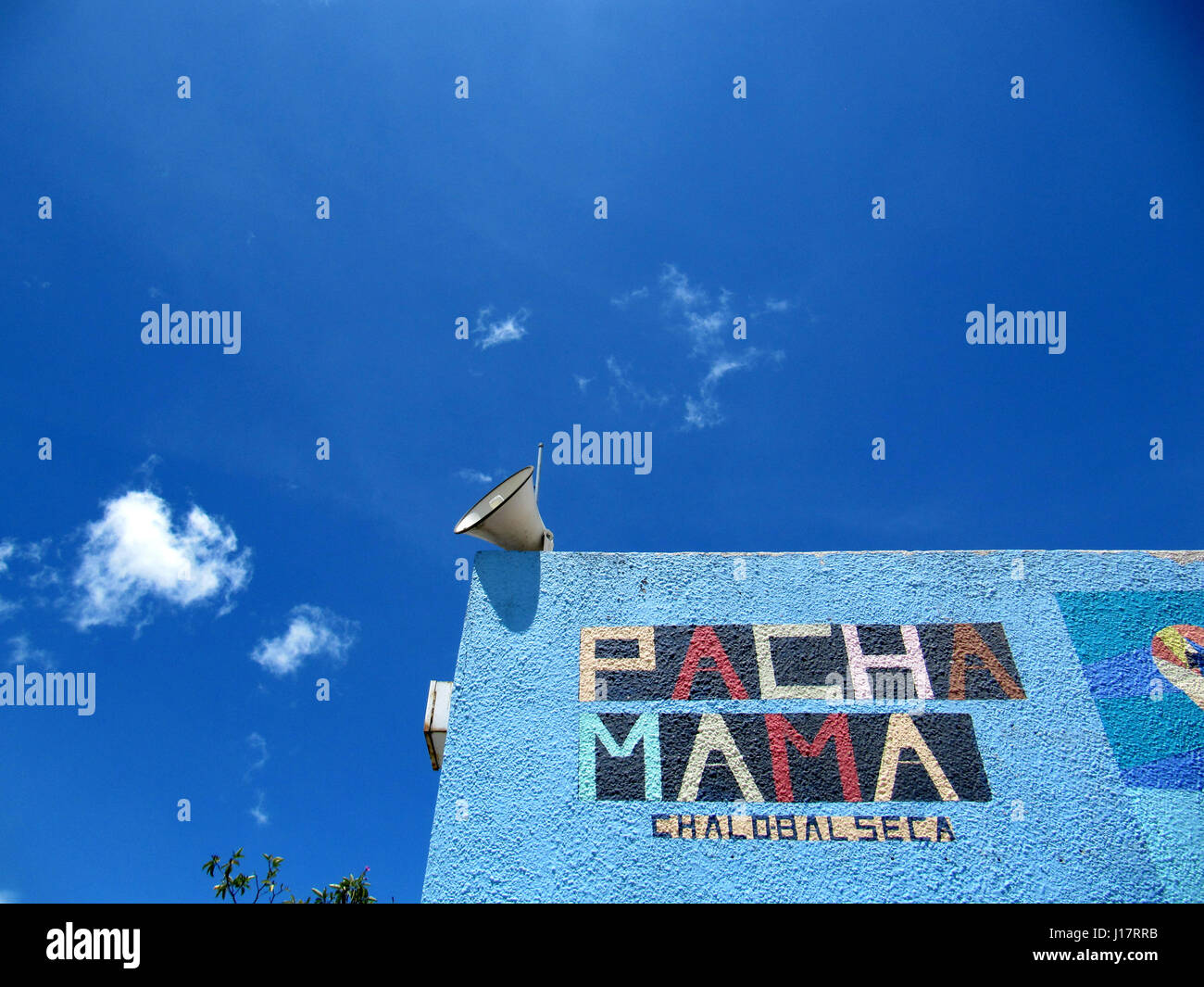 Colpo di raccolto del planetario edificio a Mitad del Mundo Ecuator Quito Foto Stock