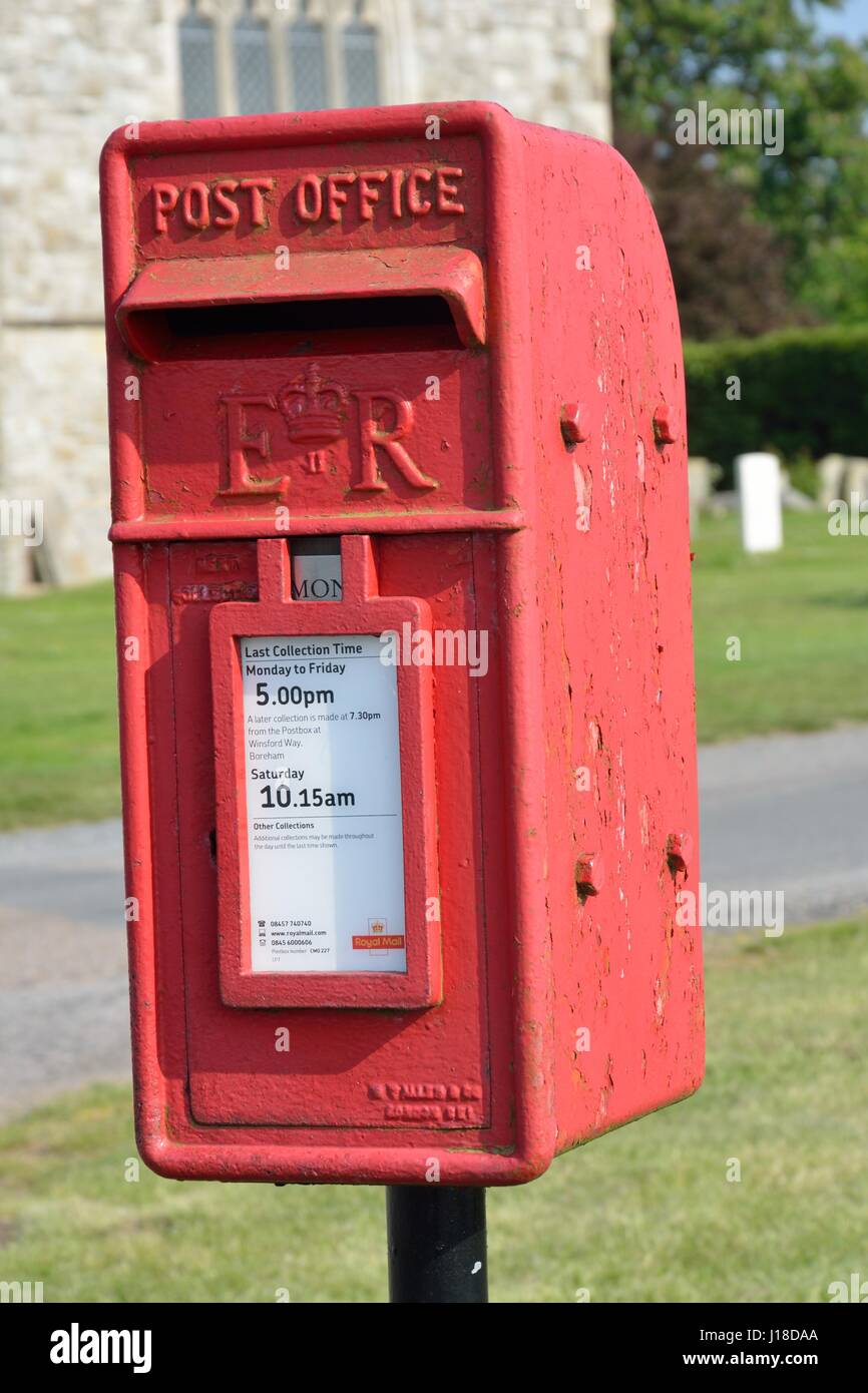 Buca delle lettere mailbox inglese postale immagini e fotografie stock ad  alta risoluzione - Alamy