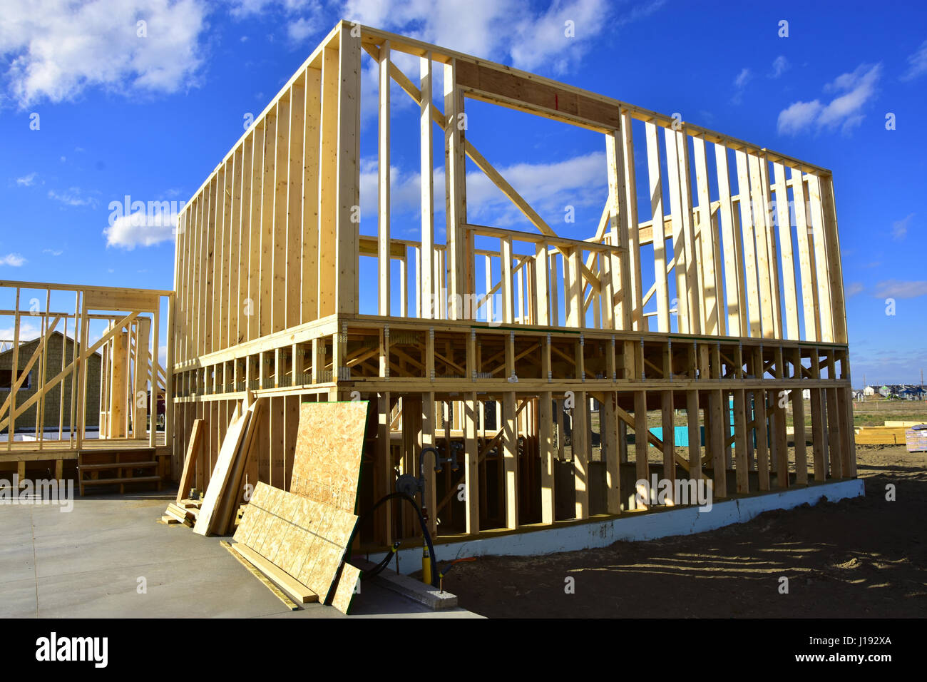 Telaio in legno casa residenziale in costruzione. Foto Stock