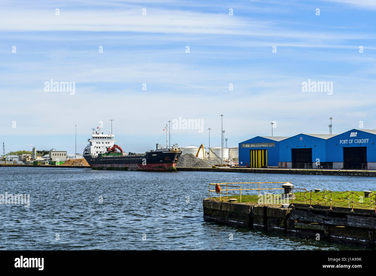 AASLI Nave da carico ormeggiata nel porto di Cardiff Galles del Sud Foto Stock